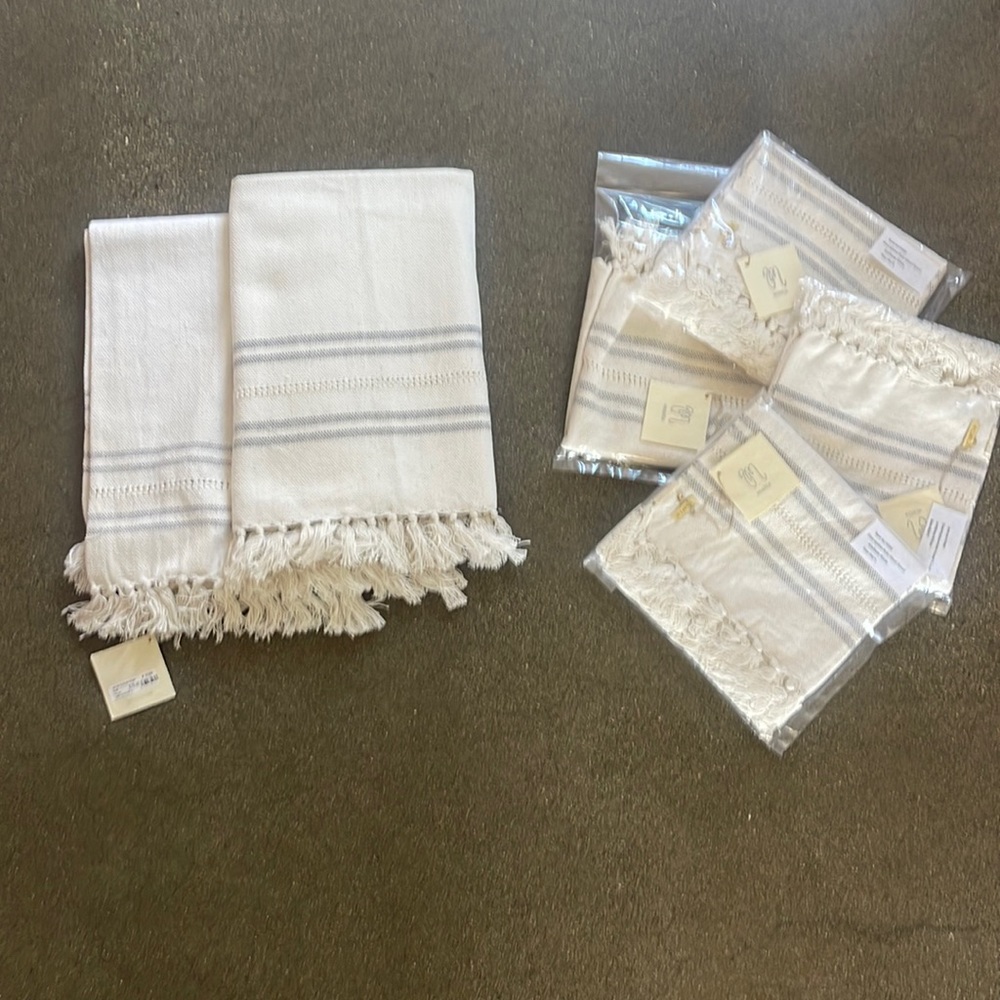 Matta Cream Bath Towels with Gray Stripes 3 hand towels